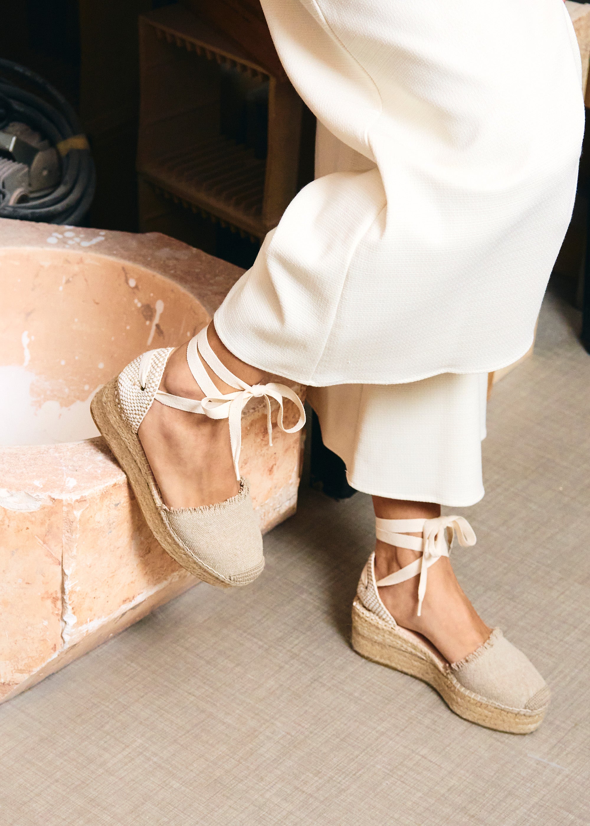 Zapatos cuña de esparto Beige | Saura