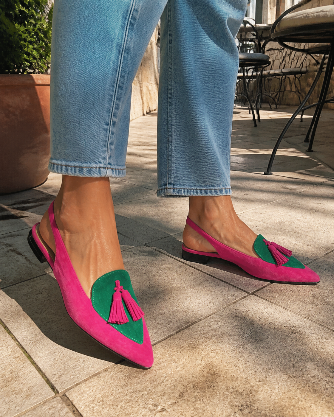 Sandalias Planas Mujer con Borlas y Tiras de Ante | Domicela