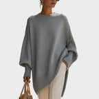 Capa de Punto Asimétrica Oversize | Celeste