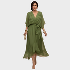Vestido con escote en forma de V | Maria
