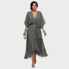 Vestido con escote en forma de V | Maria