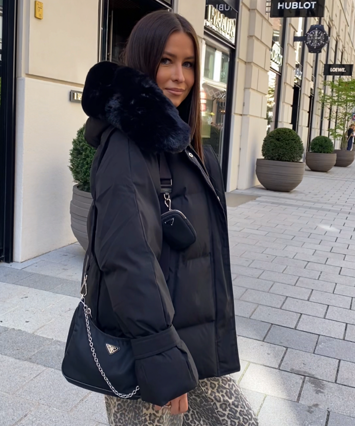 Chaqueta de Invierno con Capucha Pelo Sintético Mujer | Nia