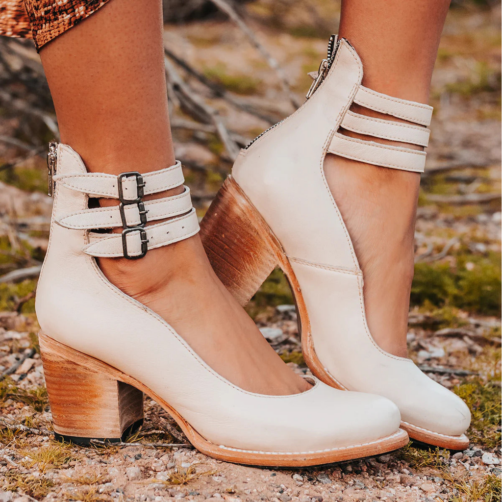 Zapatos de tacón de cuero cómodos | Mirella