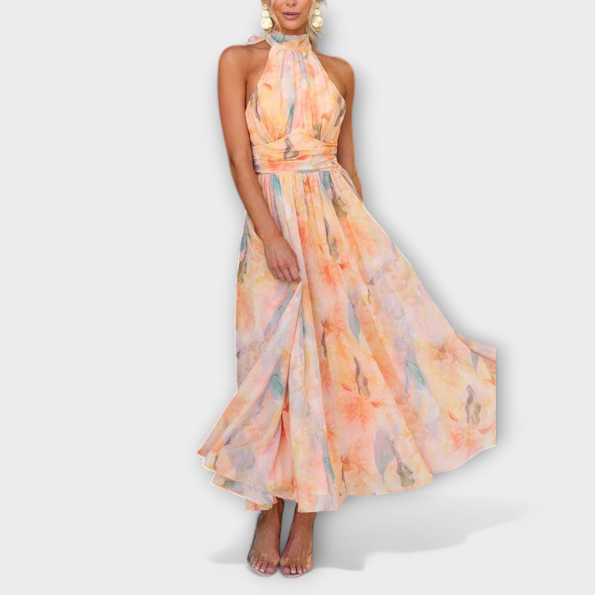 Elegante vestido halter de invitada de boda con estampado acuarela | Maxi