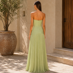 Vestido que Estiliza con Delicadeza | Almudena