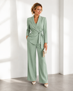 Conjunto Elegante Mujer Blazer con Cinturón y Pantalón Ancho | Milona