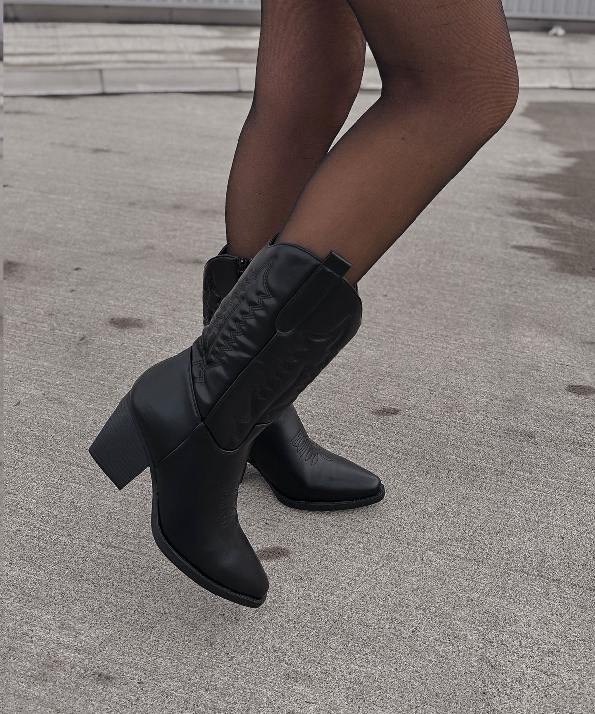 Botas Cowboy Media Caña Mujer | Selenay Negro