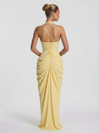 Refinado vestido largo de invitada de boda y de fiesta con cuello halter y abertura lateral | Largo