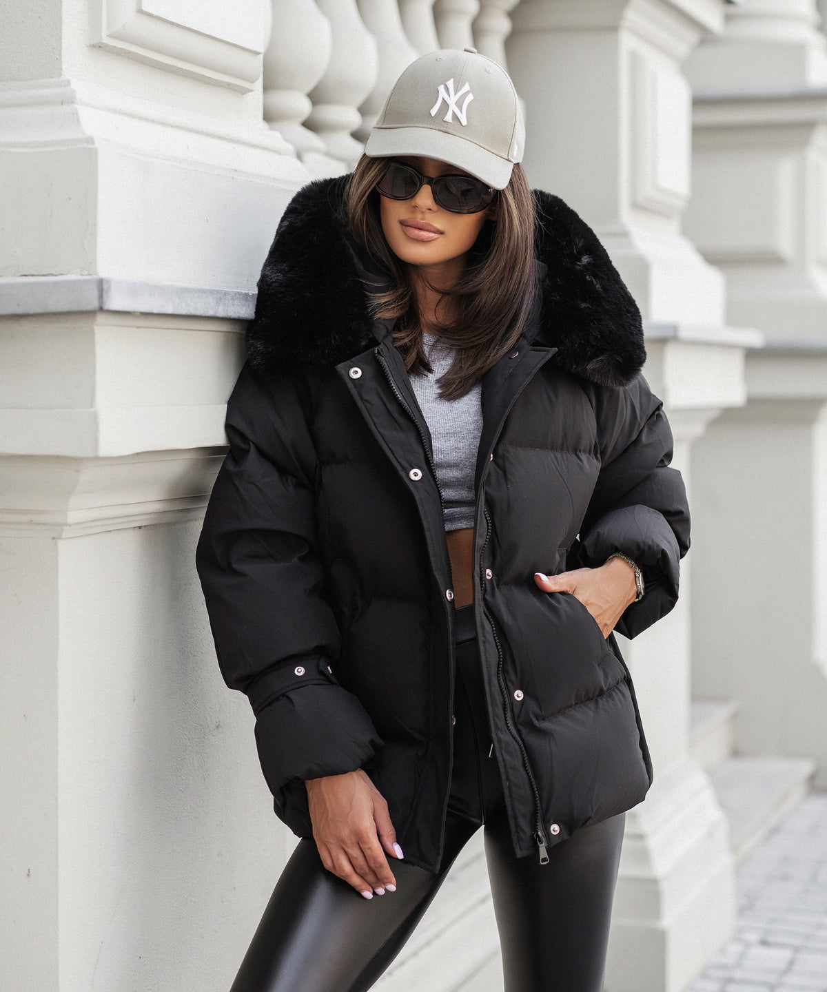 Chaqueta de Invierno con Capucha Pelo Sintético Mujer | Nia