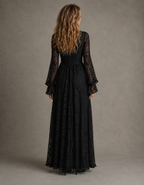 Vestido Largo Encaje Escote V Manga Campana Sirena | Charlotte