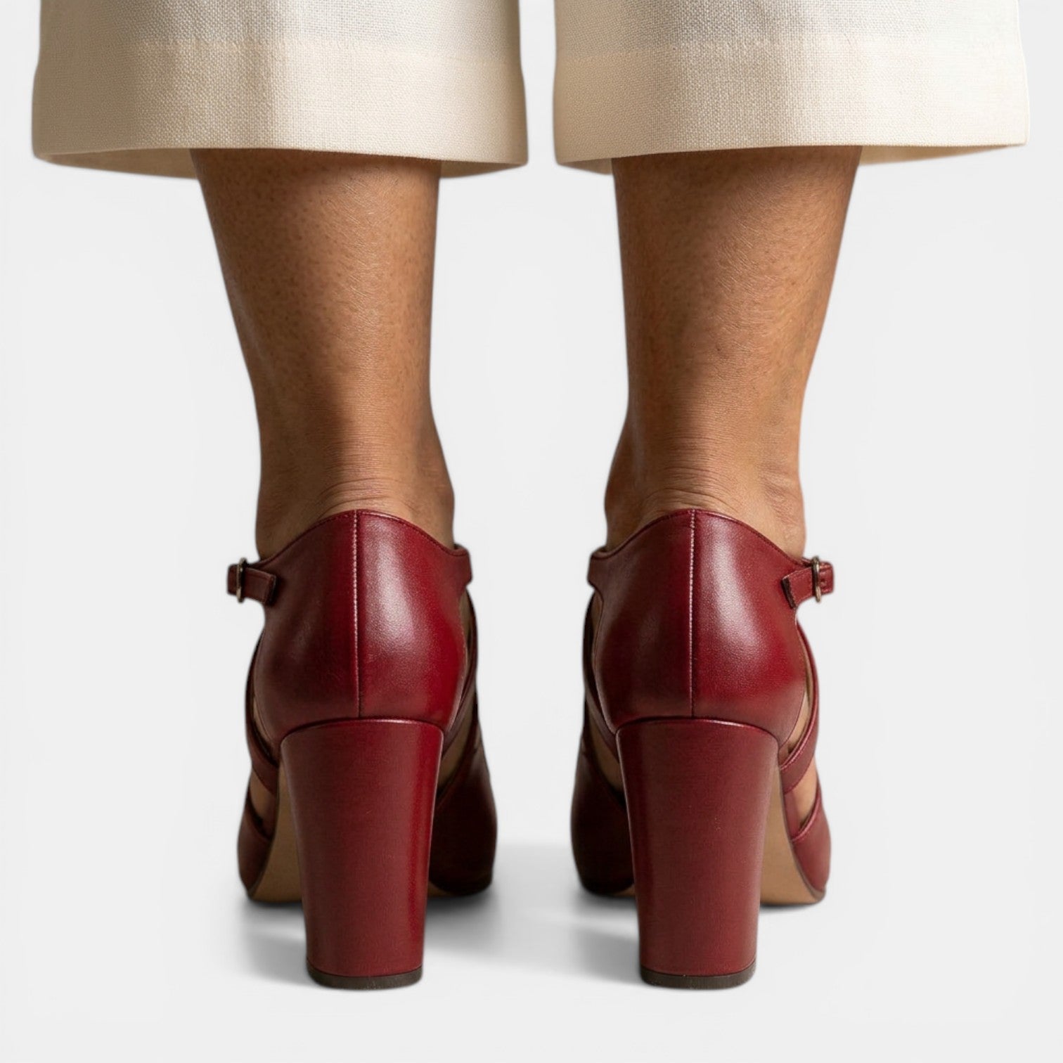 Sandalias T-strap Cuero Tacón Mujer | Dune