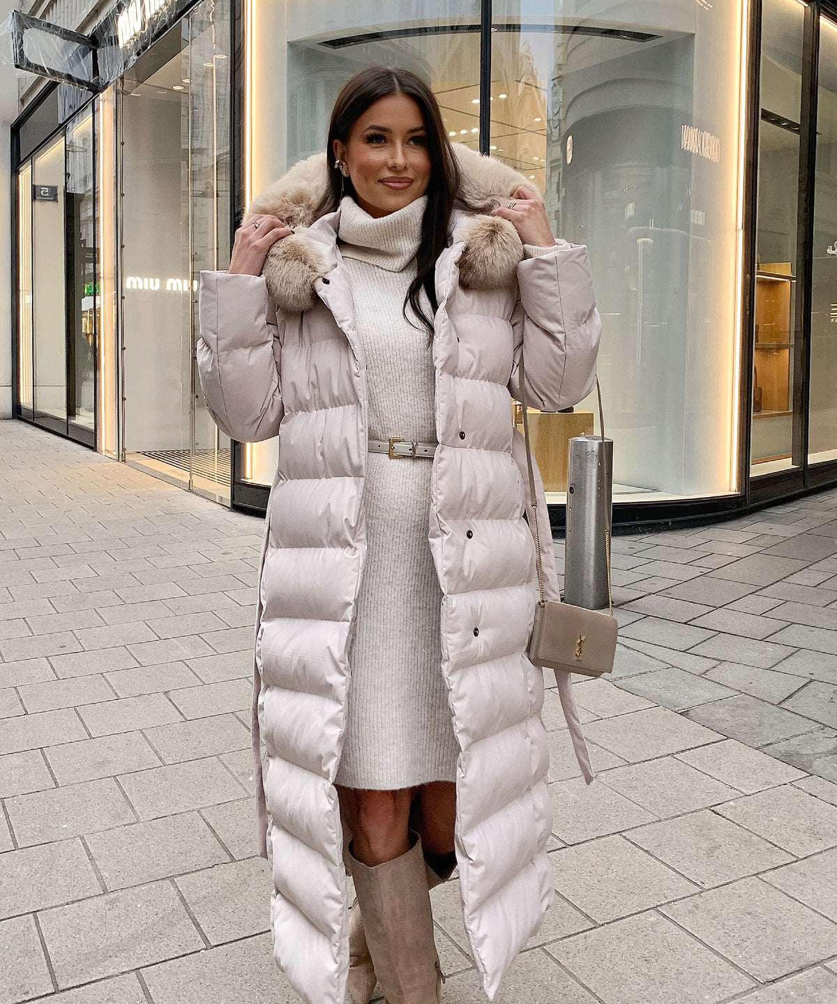 Parka Larga con Capucha Pelo Sintético Mujer | May Beige
