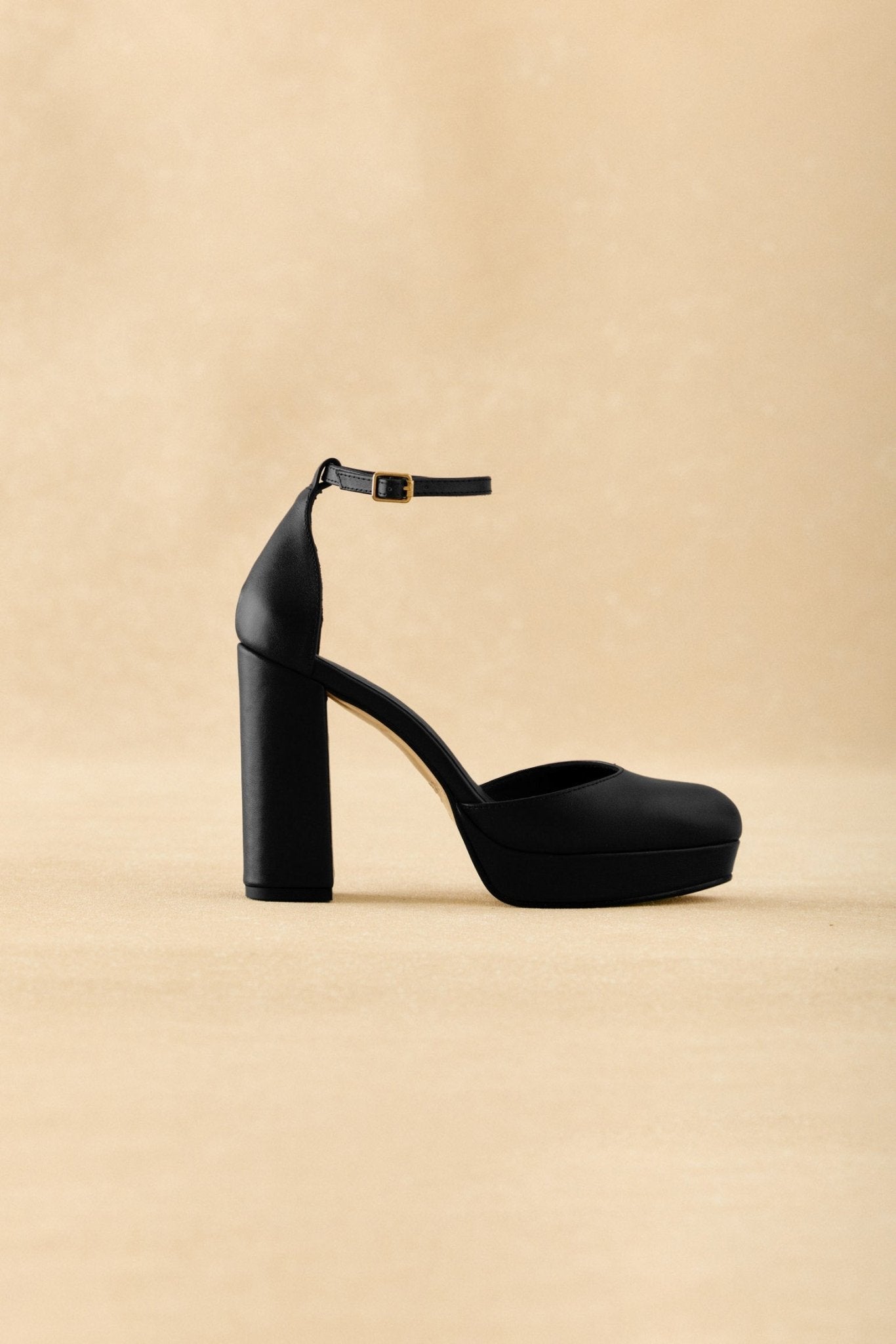 Zapato de Tacón Negro | Julieta