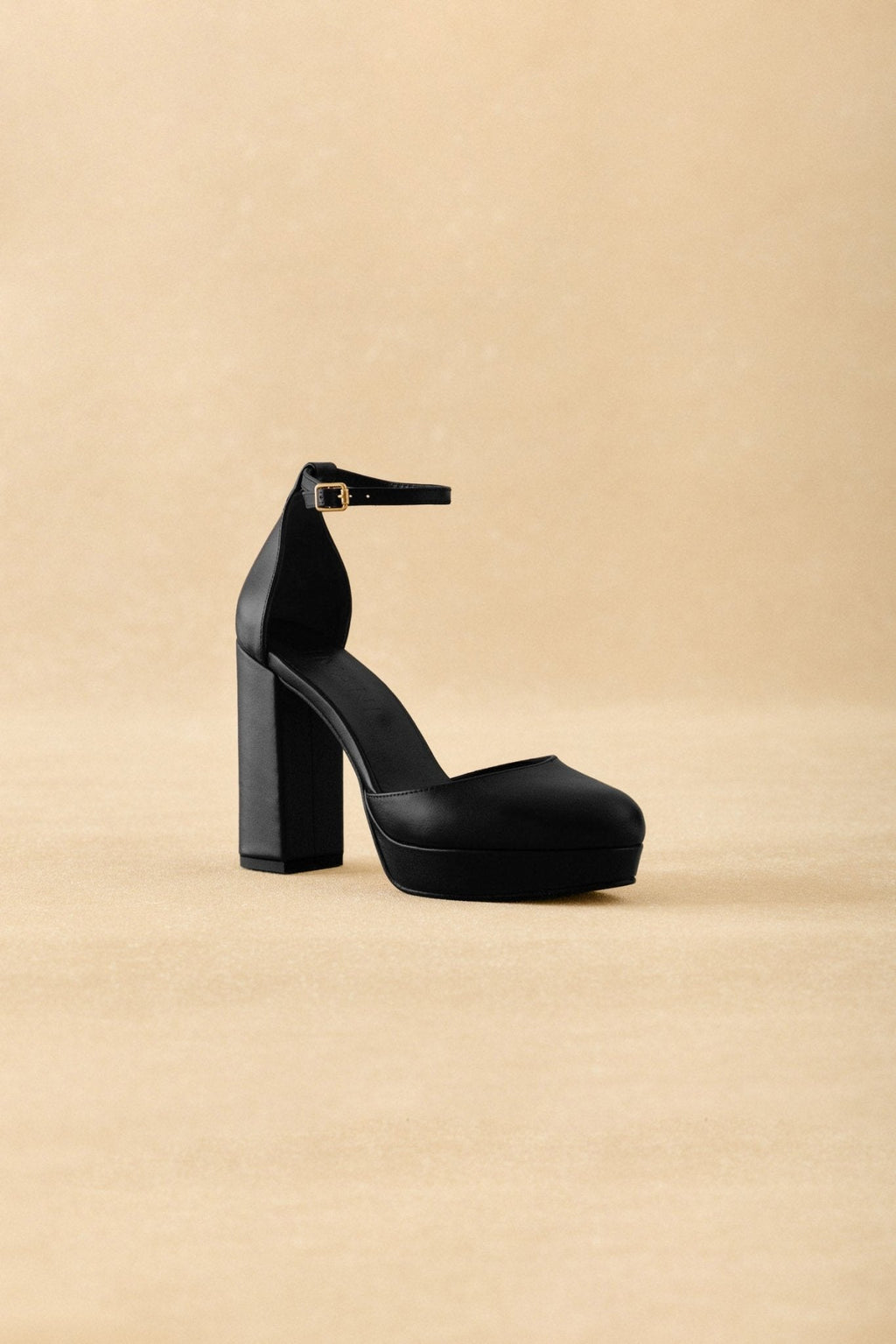Zapato de Tacón Negro | Julieta